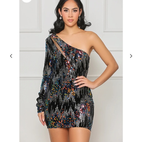 Starstruck One Shoulder Dress - Picture 2 of 3